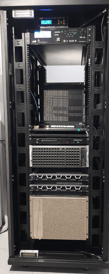 Supercomputer
